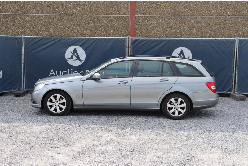 Mercedes-Benz C-Klasse 180 CDI - Sedaan: pilt 2 Mercedes-Benz C-Klasse 180 CDI - Sedaan: pilt 2