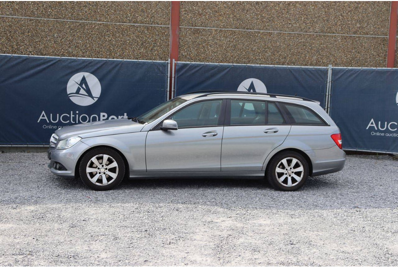 Mercedes-Benz C-Klasse 180 CDI - Sedaan: pilt 1 Mercedes-Benz C-Klasse 180 CDI - Sedaan: pilt 1