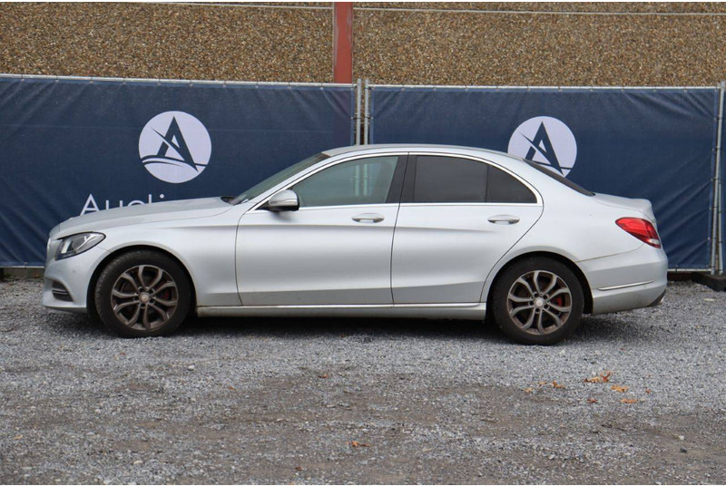 Mercedes-Benz C-Klasse 200 - Sedaan: pilt 2 Mercedes-Benz C-Klasse 200 - Sedaan: pilt 2