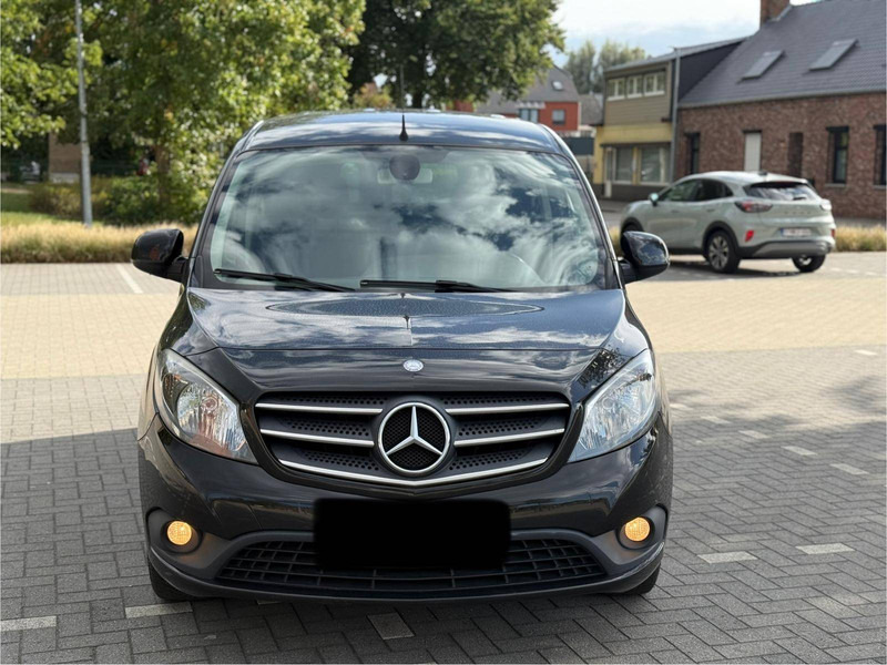 Mercedes-Benz Citan 111 CDI - Sedaan: pilt 5 Mercedes-Benz Citan 111 CDI - Sedaan: pilt 5