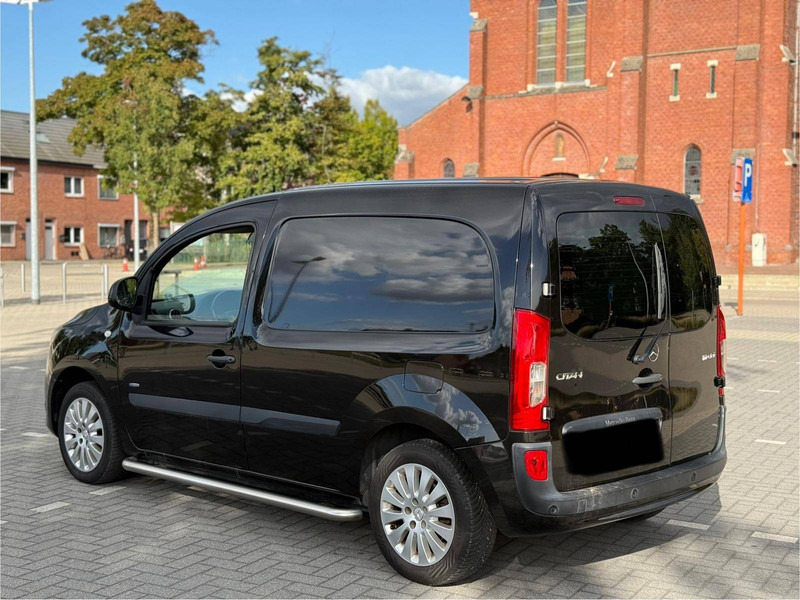 Mercedes-Benz Citan 111 CDI - Sedaan: pilt 2 Mercedes-Benz Citan 111 CDI - Sedaan: pilt 2
