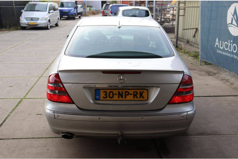 Mercedes-Benz E-Klasse 200 CDI - Sedaan: pilt 4 Mercedes-Benz E-Klasse 200 CDI - Sedaan: pilt 4