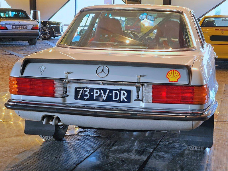 Sedaan Mercedes-Benz SLC (C107) _ 450 5.0: pilt 10