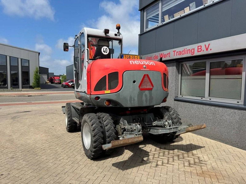 Neuson 9503WD - Ratastel ekskavaator: pilt 4 Neuson 9503WD - Ratastel ekskavaator: pilt 4