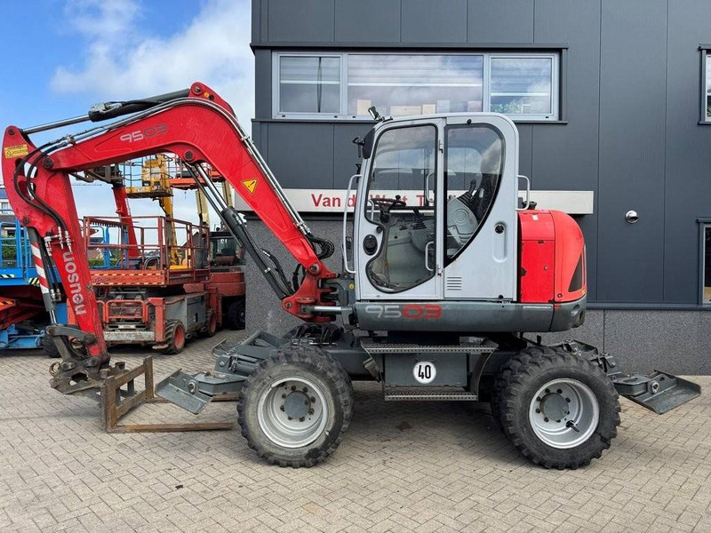 Neuson 9503WD - Ratastel ekskavaator: pilt 2 Neuson 9503WD - Ratastel ekskavaator: pilt 2