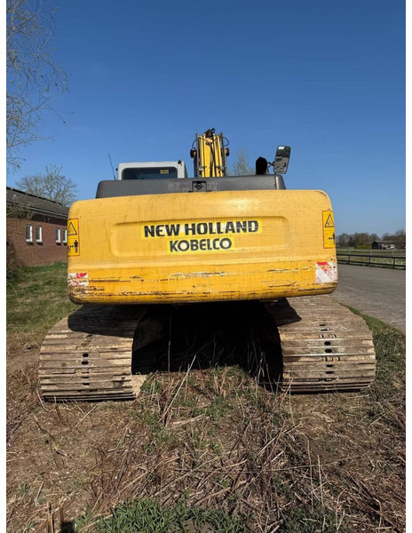New Holland E215 - Lintekskavaator: pilt 3 New Holland E215 - Lintekskavaator: pilt 3
