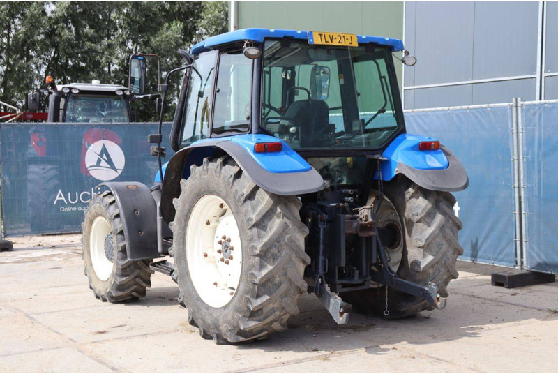 New Holland TL90 - Traktor: pilt 4 New Holland TL90 - Traktor: pilt 4
