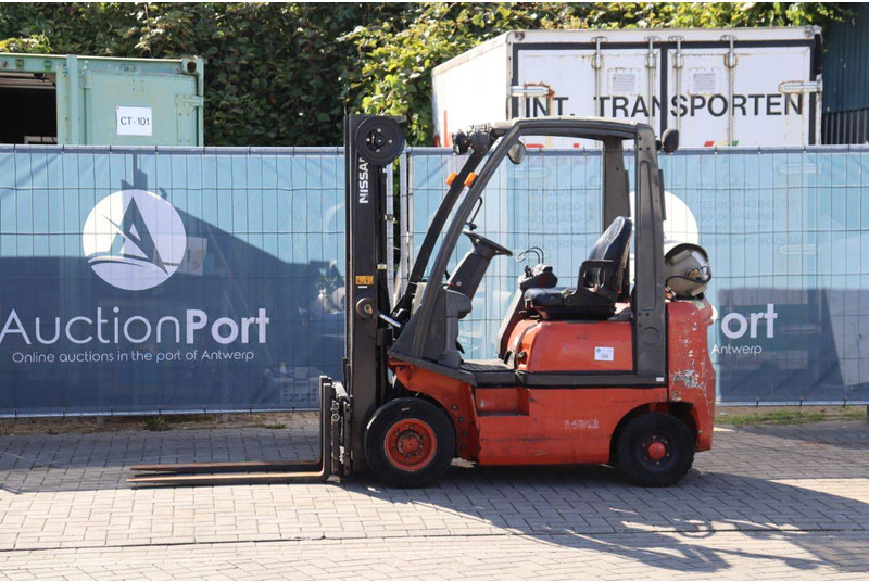 Nissan PD01A15PQ - Gaasitõstuk: pilt 1 Nissan PD01A15PQ - Gaasitõstuk: pilt 1