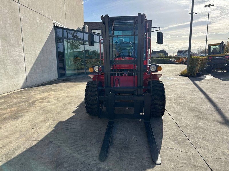 Onbekend RTF-3500 - Ebatasasel maastikul kohanduv kahveltõstuk: pilt 2 Onbekend RTF-3500 - Ebatasasel maastikul kohanduv kahveltõstuk: pilt 2