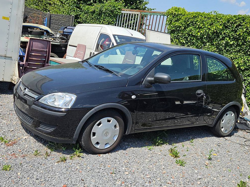 Opel Corsa (C - driedeurs) 1.0 - Sedaan: pilt 2 Opel Corsa (C - driedeurs) 1.0 - Sedaan: pilt 2