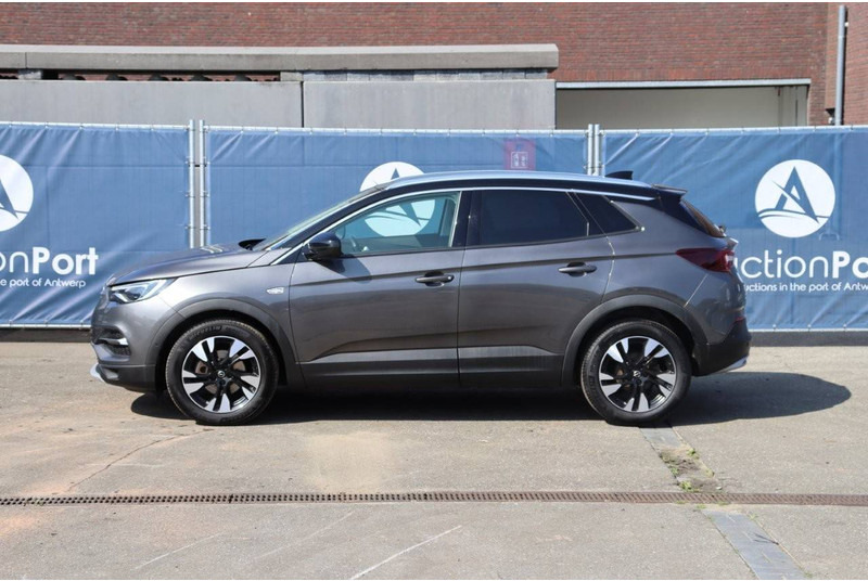Opel Grandland Ultimate - Maastur: pilt 2 Opel Grandland Ultimate - Maastur: pilt 2