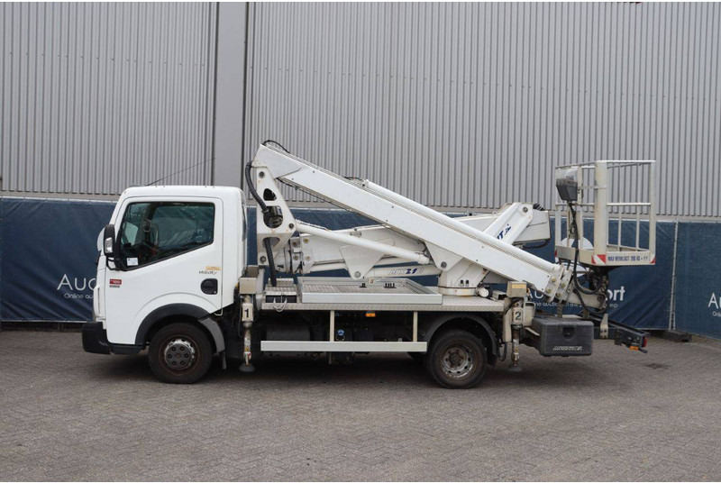 Renault Maxity - Veoautolt tõusev platvorm: pilt 2 Renault Maxity - Veoautolt tõusev platvorm: pilt 2
