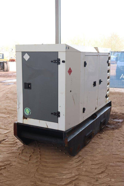 SDMO 131120 - Generaatorikomplekt: pilt 5 SDMO 131120 - Generaatorikomplekt: pilt 5