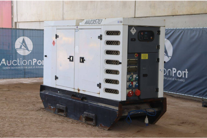 SDMO R110 - Generaatorikomplekt: pilt 4 SDMO R110 - Generaatorikomplekt: pilt 4