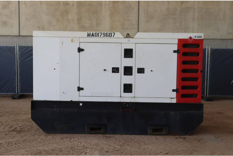 SDMO R220C3 - Generaatorikomplekt: pilt 2 SDMO R220C3 - Generaatorikomplekt: pilt 2