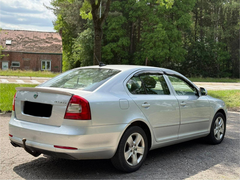 Škoda Octavia 1.6 TDI - Sedaan: pilt 2 Škoda Octavia 1.6 TDI - Sedaan: pilt 2