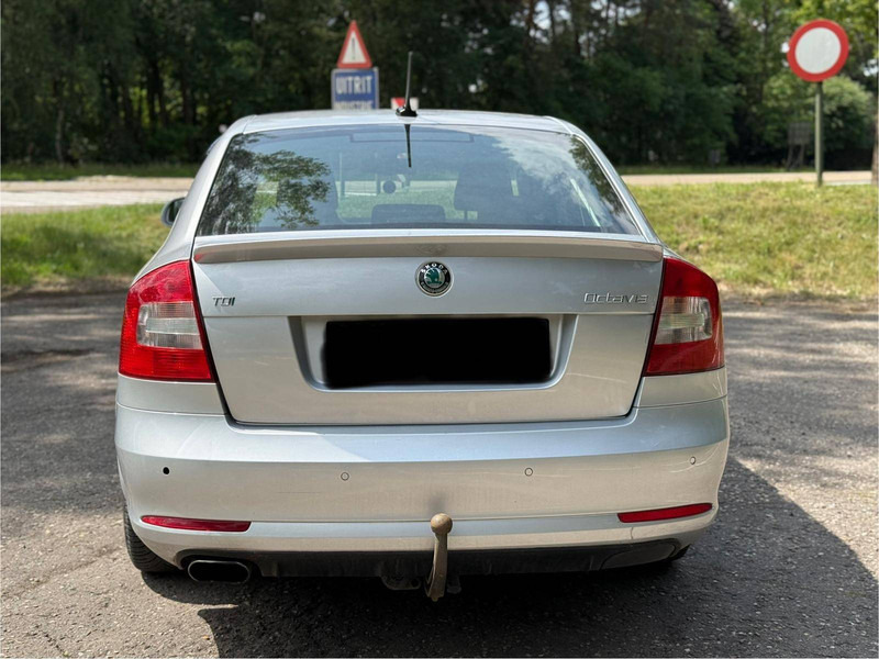Škoda Octavia 1.6 TDI - Sedaan: pilt 5 Škoda Octavia 1.6 TDI - Sedaan: pilt 5