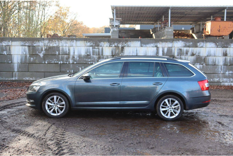 Škoda Octavia - Auto: pilt 2 Škoda Octavia - Auto: pilt 2