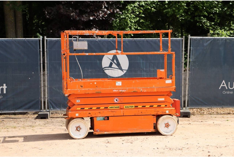 Skyjack SJ III - 3220 - Käärlift: pilt 1 Skyjack SJ III - 3220 - Käärlift: pilt 1