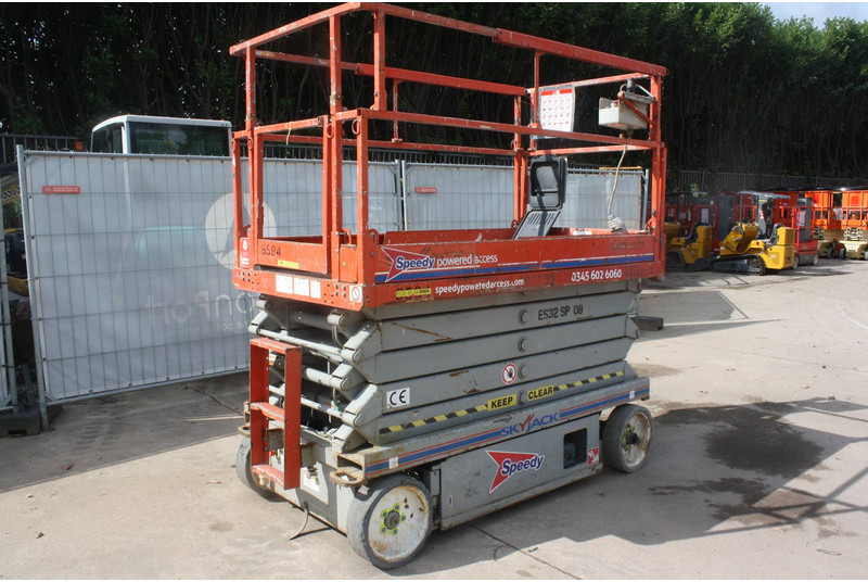 Skyjack SJ III - 4632 - Käärlift: pilt 1 Skyjack SJ III - 4632 - Käärlift: pilt 1