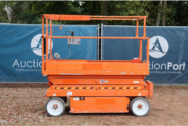 Skyjack SJ3220 - Käärlift: pilt 2 Skyjack SJ3220 - Käärlift: pilt 2