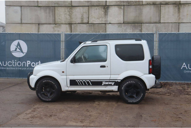 Suzuki Jimny - Maastur: pilt 3 Suzuki Jimny - Maastur: pilt 3