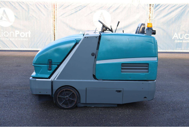 TENNANT - Tänavapühkimismasin: pilt 2 TENNANT - Tänavapühkimismasin: pilt 2