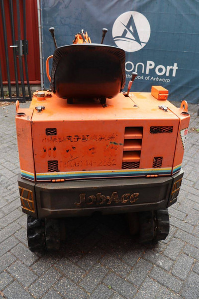 Takeuchi TB080 - Miniekskavaator: pilt 5 Takeuchi TB080 - Miniekskavaator: pilt 5