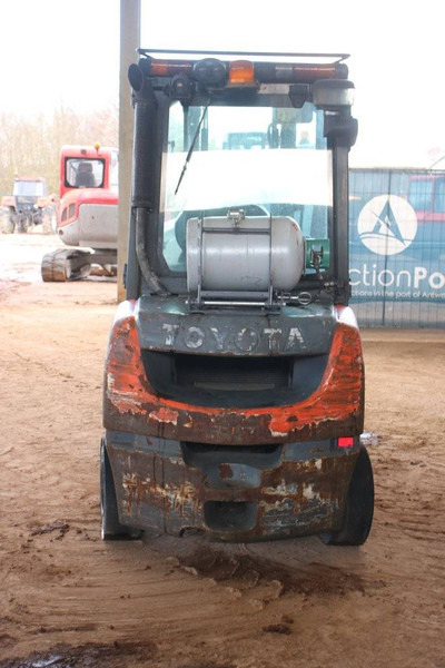 Toyota 06686GF30 - Gaasitõstuk: pilt 4 Toyota 06686GF30 - Gaasitõstuk: pilt 4