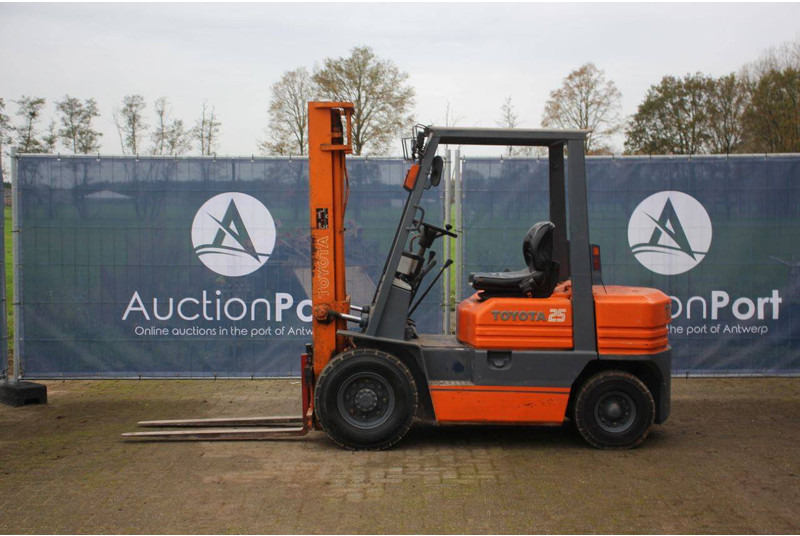 Toyota 5FG25 - Kahveltõstuk: pilt 2 Toyota 5FG25 - Kahveltõstuk: pilt 2