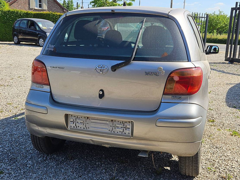 Toyota Yaris (I - update) 1.0 16v VVT-i - Sedaan: pilt 4 Toyota Yaris (I - update) 1.0 16v VVT-i - Sedaan: pilt 4