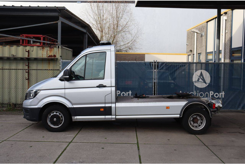 Volkswagen CRAFTER - Kabiinišassiiga veoauto: pilt 2 Volkswagen CRAFTER - Kabiinišassiiga veoauto: pilt 2