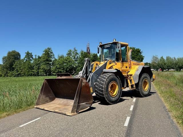 Volvo L110E - Rataslaadur: pilt 1 Volvo L110E - Rataslaadur: pilt 1