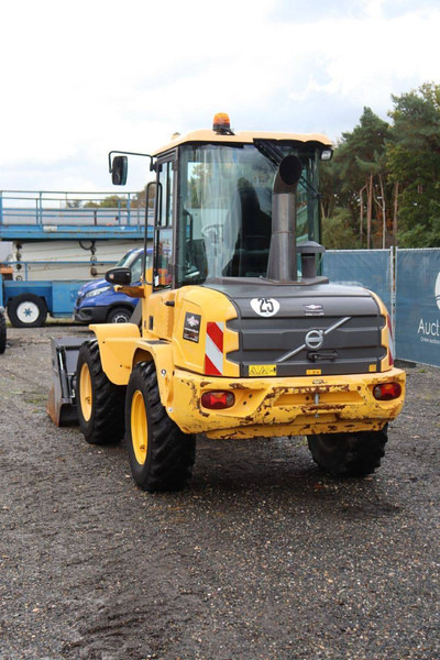 Volvo L30G - Rataslaadur: pilt 4 Volvo L30G - Rataslaadur: pilt 4