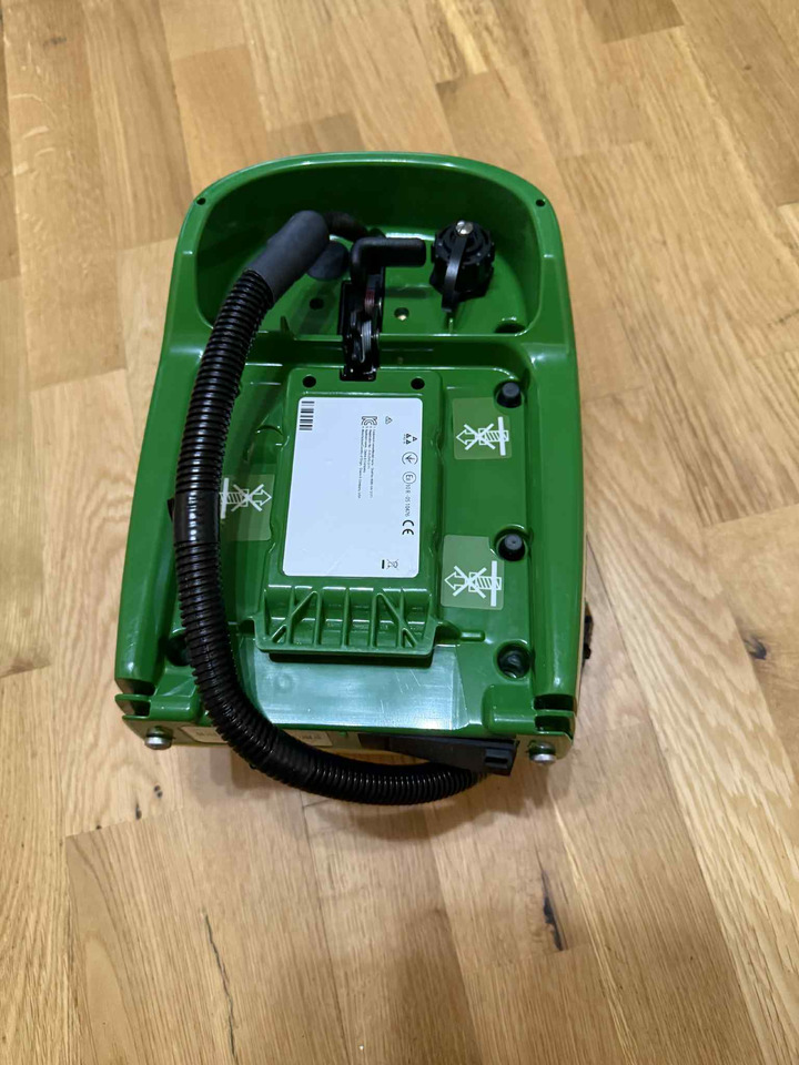 JOHN DEERE Starfire - Juhtimissüsteem - Traktor: pilt 3 JOHN DEERE Starfire - Juhtimissüsteem - Traktor: pilt 3