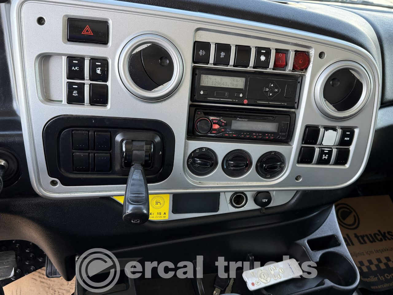 Kallurauto FORD 2017 FORD CARGO 4142 D /  MANUAL-AC -EURO6-8X4-HARDOX TIPPER: pilt 25