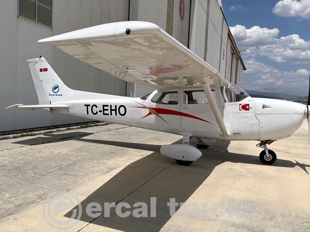 1977 Cessna 172N Diesel TC-EHO Airplane - Õhusõidukite maapealsed teenindusseadmed: pilt 5 1977 Cessna 172N Diesel TC-EHO Airplane - Õhusõidukite maapealsed teenindusseadmed: pilt 5