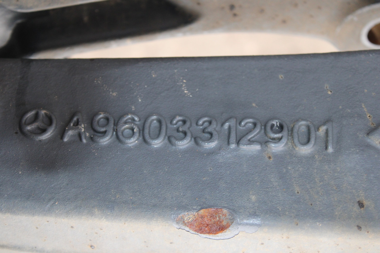 AXA FATA F-8,0-C22,5 MERCEDES AROCS A9603312901, X311003423, 066502365 - Esitelg - Veoauto: pilt 2 AXA FATA F-8,0-C22,5 MERCEDES AROCS A9603312901, X311003423, 066502365 - Esitelg - Veoauto: pilt 2