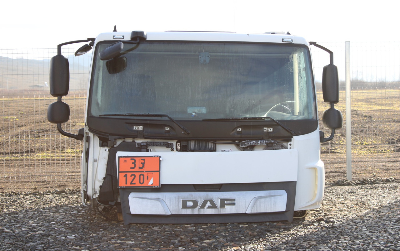 CABINA DAF CF SLEEPER CAB L2H1 - Kabiin - Veoauto: pilt 1 CABINA DAF CF SLEEPER CAB L2H1 - Kabiin - Veoauto: pilt 1