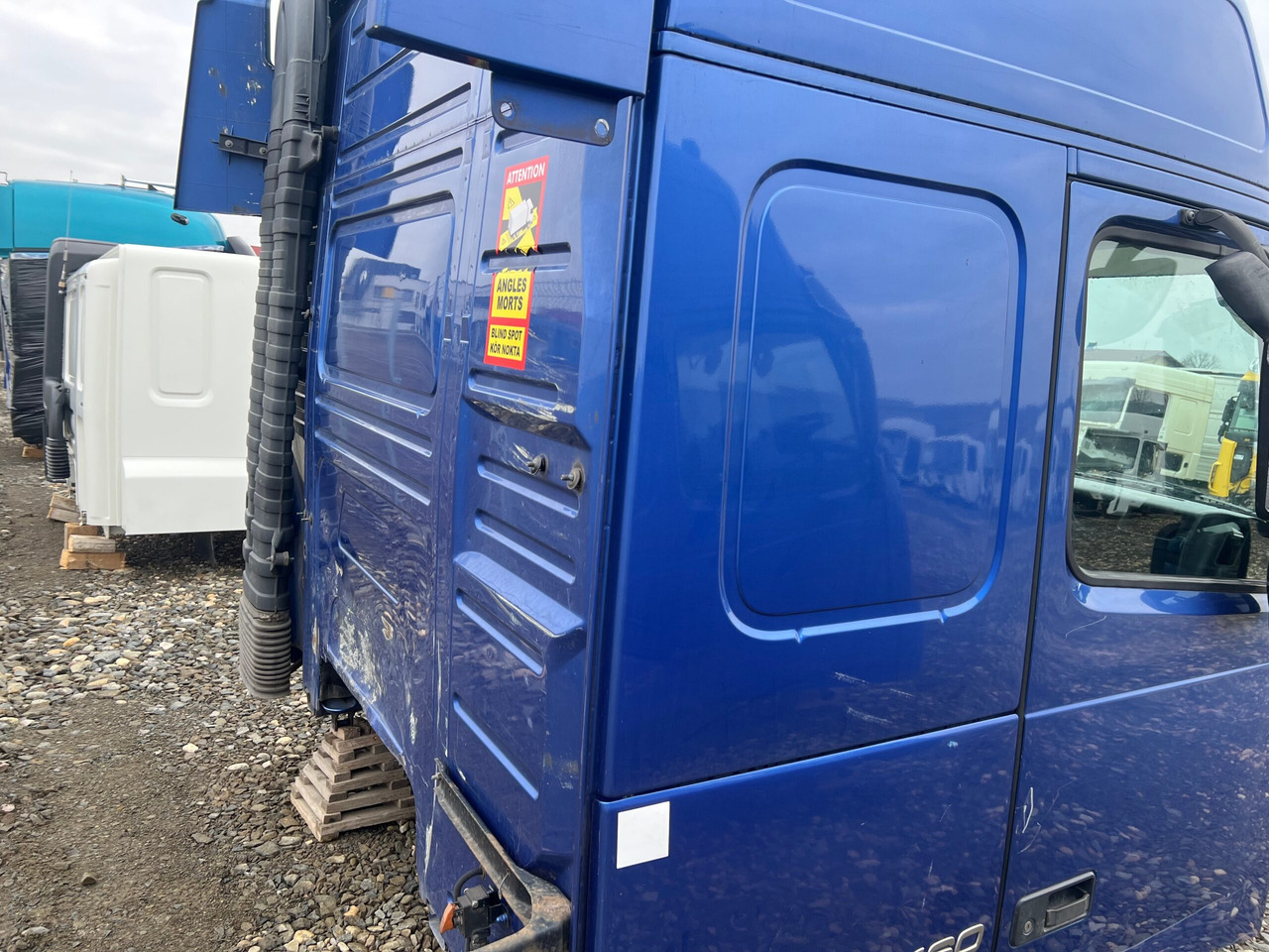 CABINA VOLVO FH13 GLOBETROTTER L2H2 - Kabiin - Veoauto: pilt 5 CABINA VOLVO FH13 GLOBETROTTER L2H2 - Kabiin - Veoauto: pilt 5