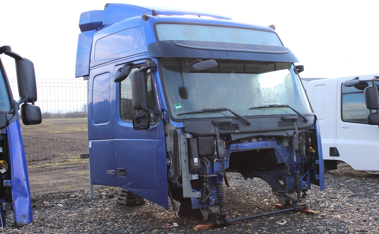 CABINA VOLVO FH13 GLOBETROTTER L2H2 - Kabiin - Veoauto: pilt 3 CABINA VOLVO FH13 GLOBETROTTER L2H2 - Kabiin - Veoauto: pilt 3