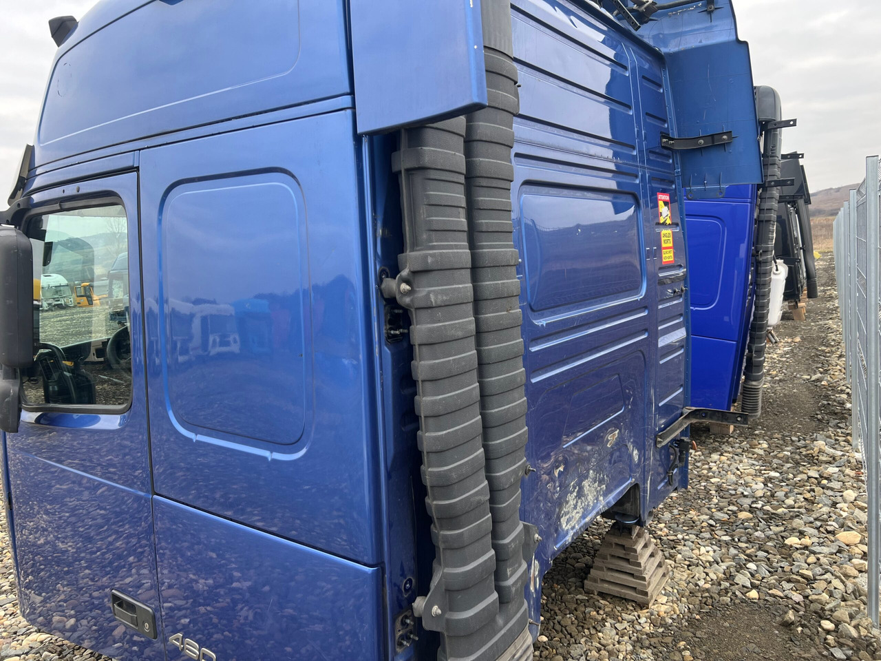 CABINA VOLVO FH13 GLOBETROTTER L2H2 - Kabiin - Veoauto: pilt 4 CABINA VOLVO FH13 GLOBETROTTER L2H2 - Kabiin - Veoauto: pilt 4