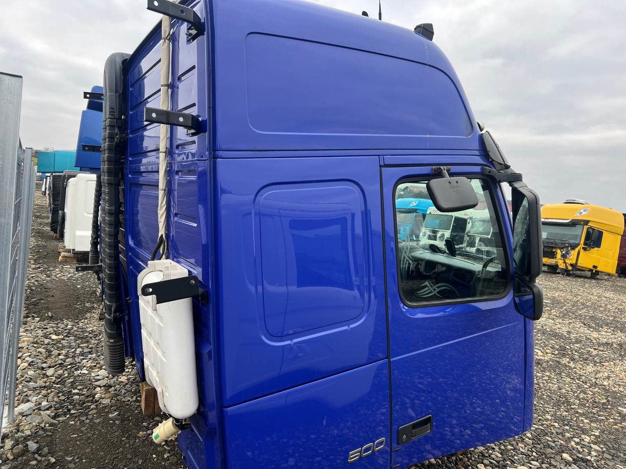 CABINA VOLVO FH13 GLOBETROTTER L2H3 - Kabiin - Veoauto: pilt 4 CABINA VOLVO FH13 GLOBETROTTER L2H3 - Kabiin - Veoauto: pilt 4