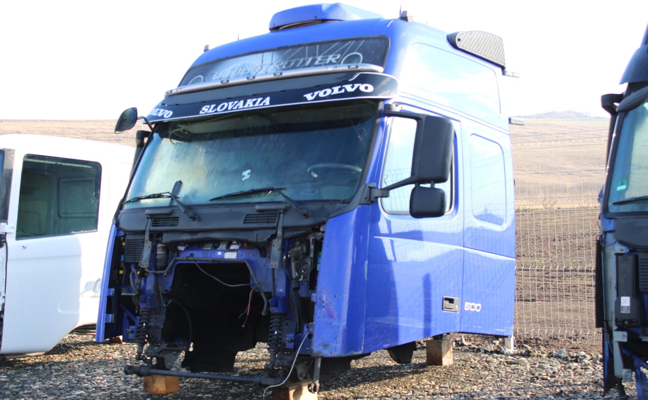 CABINA VOLVO FH13 GLOBETROTTER L2H3 - Kabiin - Veoauto: pilt 2 CABINA VOLVO FH13 GLOBETROTTER L2H3 - Kabiin - Veoauto: pilt 2
