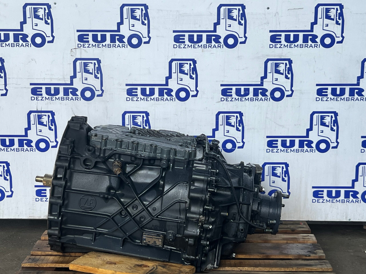 CUTIE DE VITEZE TRAXON FARA INTARDER IVECO 12TX 2210 TD R=16,69-1,00 5801900220 - Käigukast - Veoauto: pilt 1 CUTIE DE VITEZE TRAXON FARA INTARDER IVECO 12TX 2210 TD R=16,69-1,00 5801900220 - Käigukast - Veoauto: pilt 1