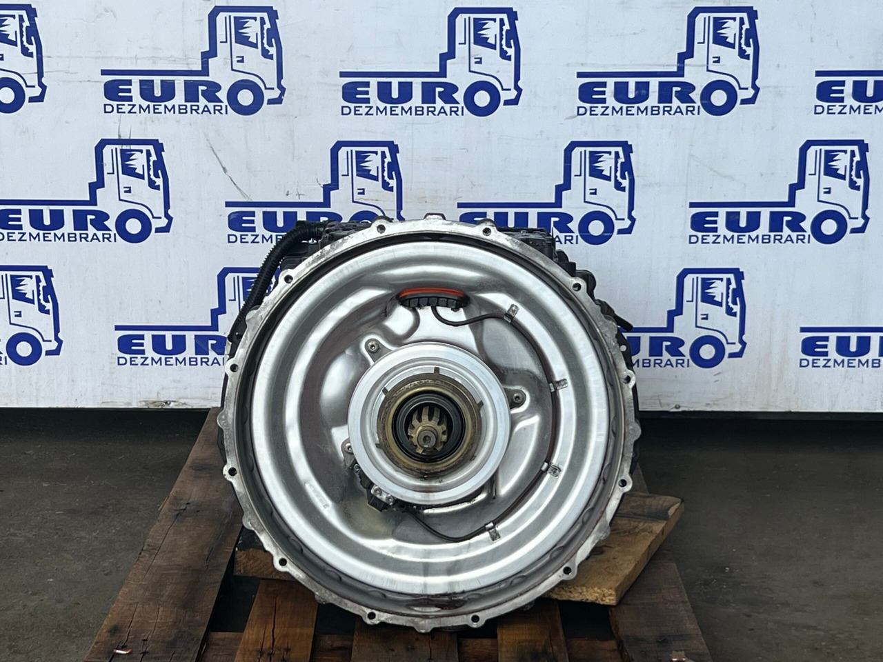 CUTIE DE VITEZE TRAXON FARA INTARDER IVECO 12TX 2210 TD R=16,69-1,00 5801900220 - Käigukast - Veoauto: pilt 2 CUTIE DE VITEZE TRAXON FARA INTARDER IVECO 12TX 2210 TD R=16,69-1,00 5801900220 - Käigukast - Veoauto: pilt 2