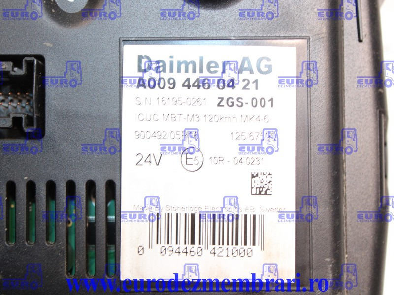 ELEMENT BORD CEAS BORD MERCEDES ACTROS MP4 A0094460421, A0084466121 - Kabiin ja interjöör - Veoauto: pilt 3 ELEMENT BORD CEAS BORD MERCEDES ACTROS MP4 A0094460421, A0084466121 - Kabiin ja interjöör - Veoauto: pilt 3