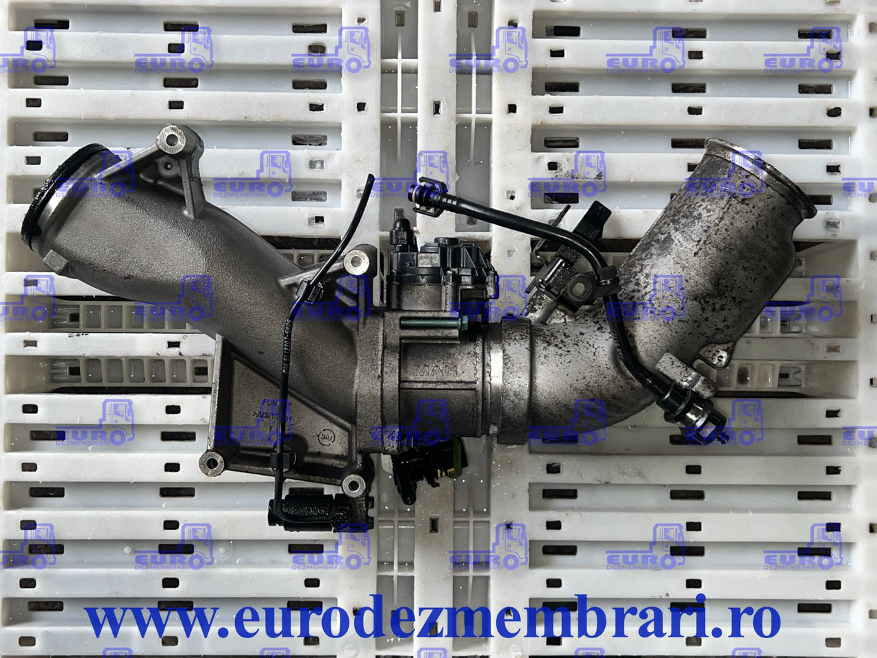 GALERIE ADMISIE + CLAPETA ACCELERATIE MAN TGX D3876 51.09413.7018, 51.09412.0323, 51.09412.0718, 51.26803.0055, 51.25902.0154, 51.25902.0081 - Sisselaskekollektor - Veoauto: pilt 2 GALERIE ADMISIE + CLAPETA ACCELERATIE MAN TGX D3876 51.09413.7018, 51.09412.0323, 51.09412.0718, 51.26803.0055, 51.25902.0154, 51.25902.0081 - Sisselaskekollektor - Veoauto: pilt 2