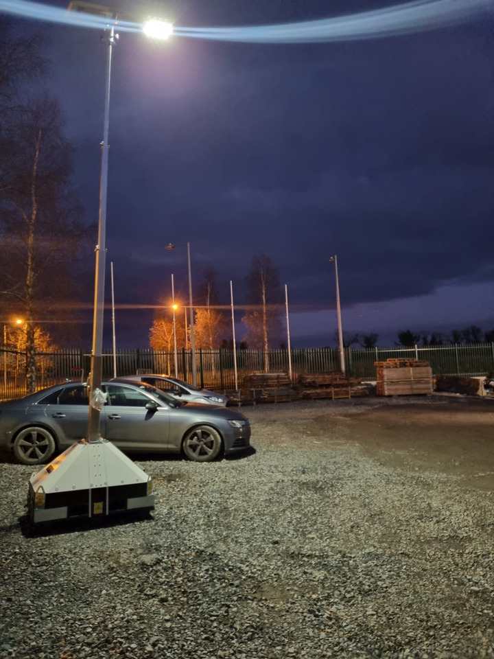Italtower Street Plug-in - Valgustorn: pilt 3 Italtower Street Plug-in - Valgustorn: pilt 3