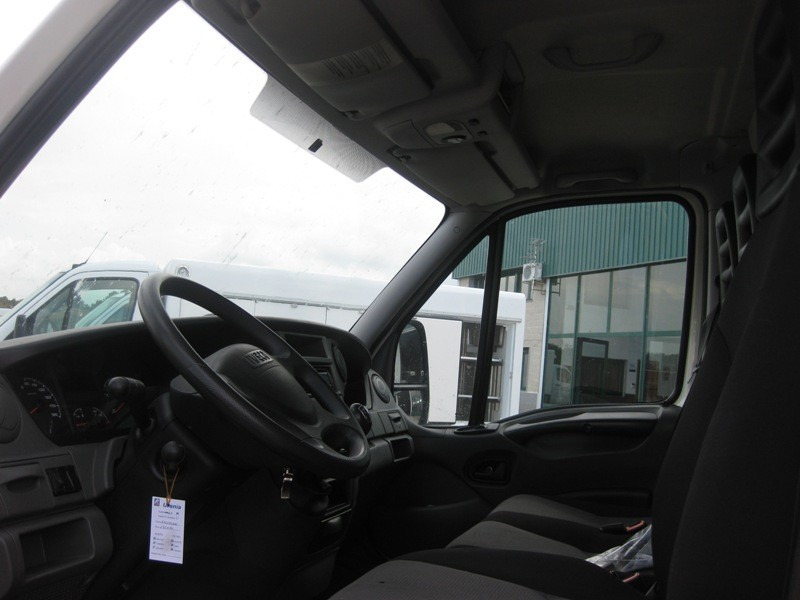 IVECO 35C15 CAJA CERRADA liising IVECO 35C15 CAJA CERRADA: pilt 7